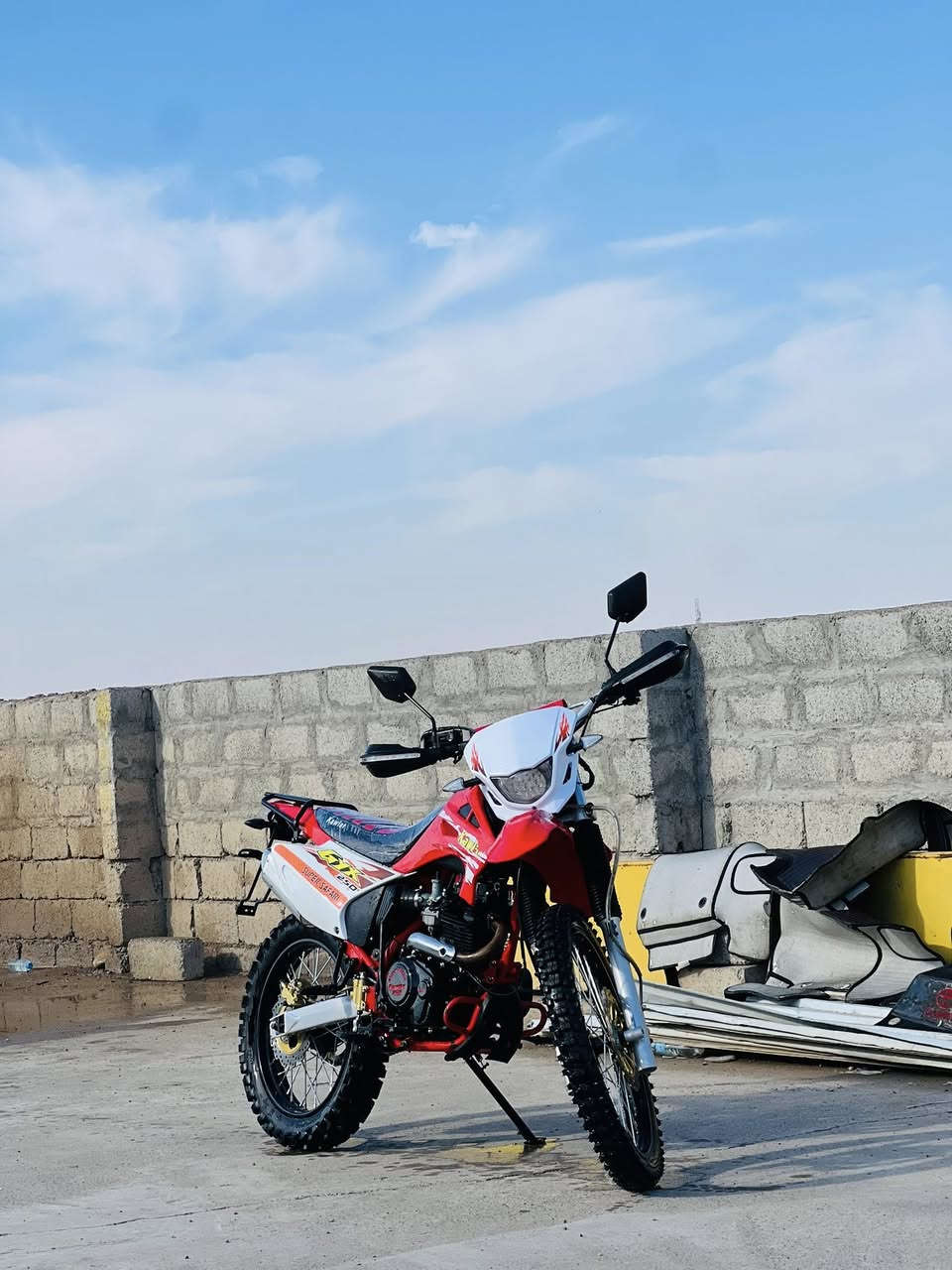 إسلام عليكم قفاز كاويار موديل 26 نضافه گدام العين للستفسار ***********
