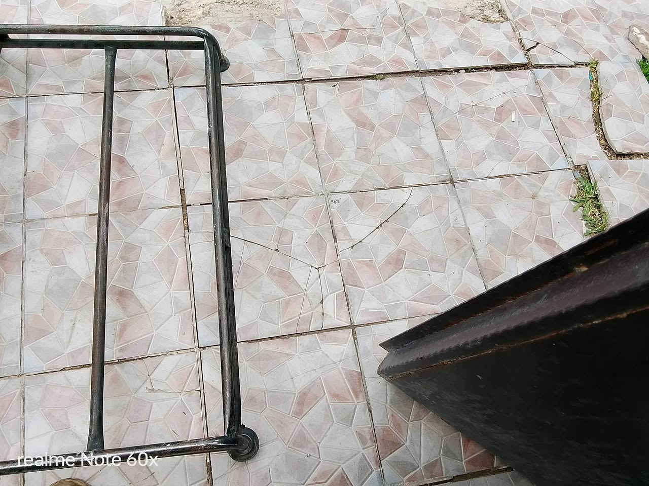 سبايا سايبا حديد اصلية للبيع
35 و بيها مجال بسيط 
*********** ابو سيف
