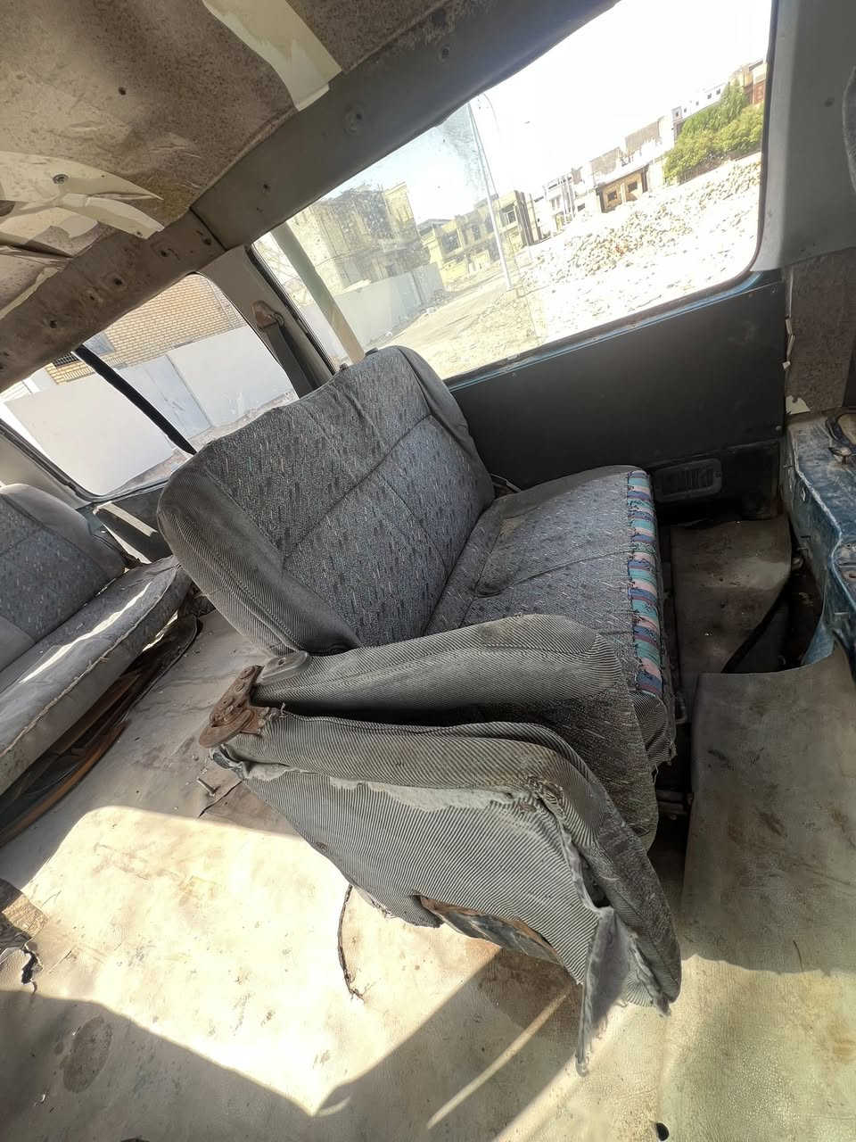 سلام عليكم كية بريجو مديل 97 مكينة وكير كفالة لاتبخر ولاتنقص سيارة شغالة تعمل وتسير نبيع كوم حديد واعيه ما ندلة سنوية ورقية منتهية ***********
