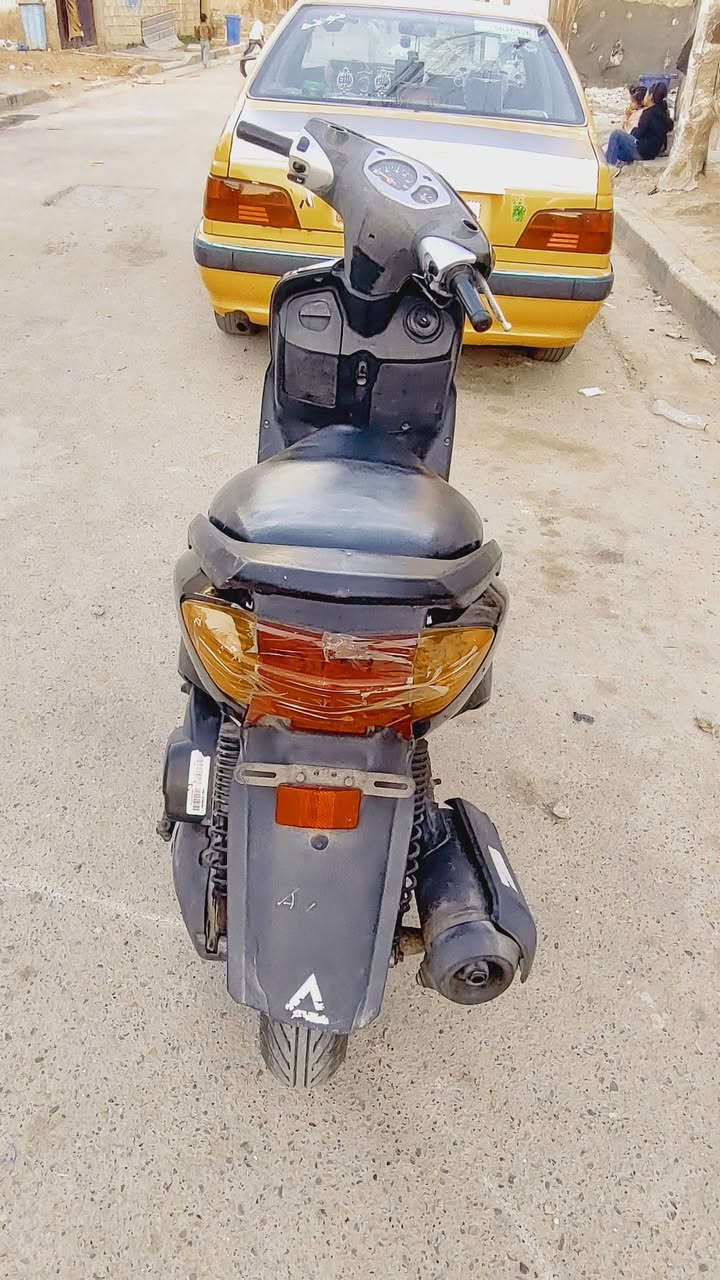 السلام عليكم نثيه سكنس مبدل ولفات فقط شلعه ومعدل دراجه خير من الله ما ناقصهه اي شي كامله عنواني بغداد الحسينيه السعر ب. ٥٠٠ وبيهه مجال لشراي  ***********
