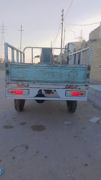 ٢٠١٠ • اسود • نجف حي نداء