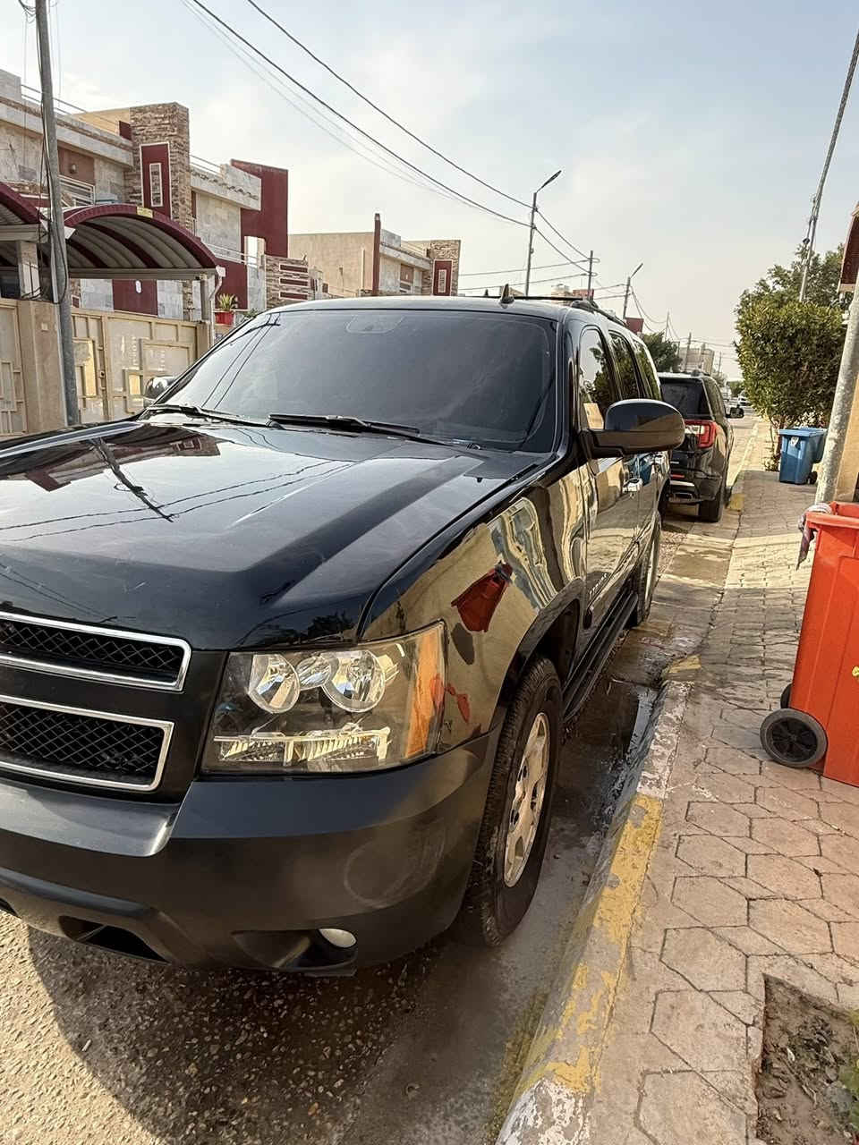 السلام عليكم تاهو ٢٠٠٩ (ادوات أدوات ادوات ) مكفولة كير محرك تبريد ثلج  بيها  جاملغ مضروب طل..قة ومكفولة من الدواخل وتم تصليحهة باقي نقص السيارة حدادية امامي فقط غير المكتوب مكفول مكاني كربلاء ***********
