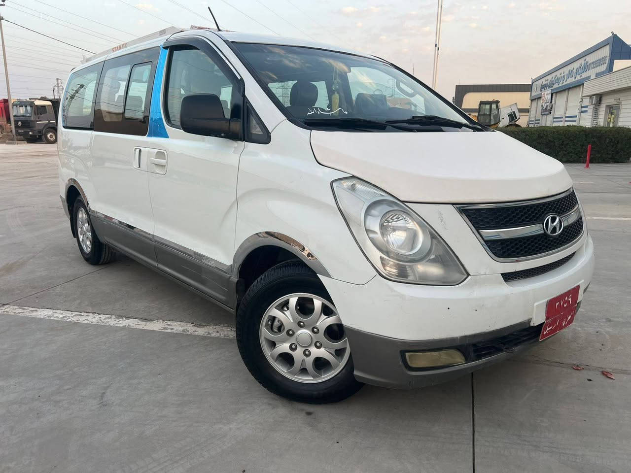 سلام عليكم ستاريكس موديل موديل 2011 محرك مفتوح. محرك كير اكسل جديده تبريد شغال تتفيه شغال كاعيو دوشمات جديده. بيه. خطو بحس اربع طايرات جديده سعر. 155 بيه مجال مكان كلار رقم موبايل *********** رقم كورك ***********
