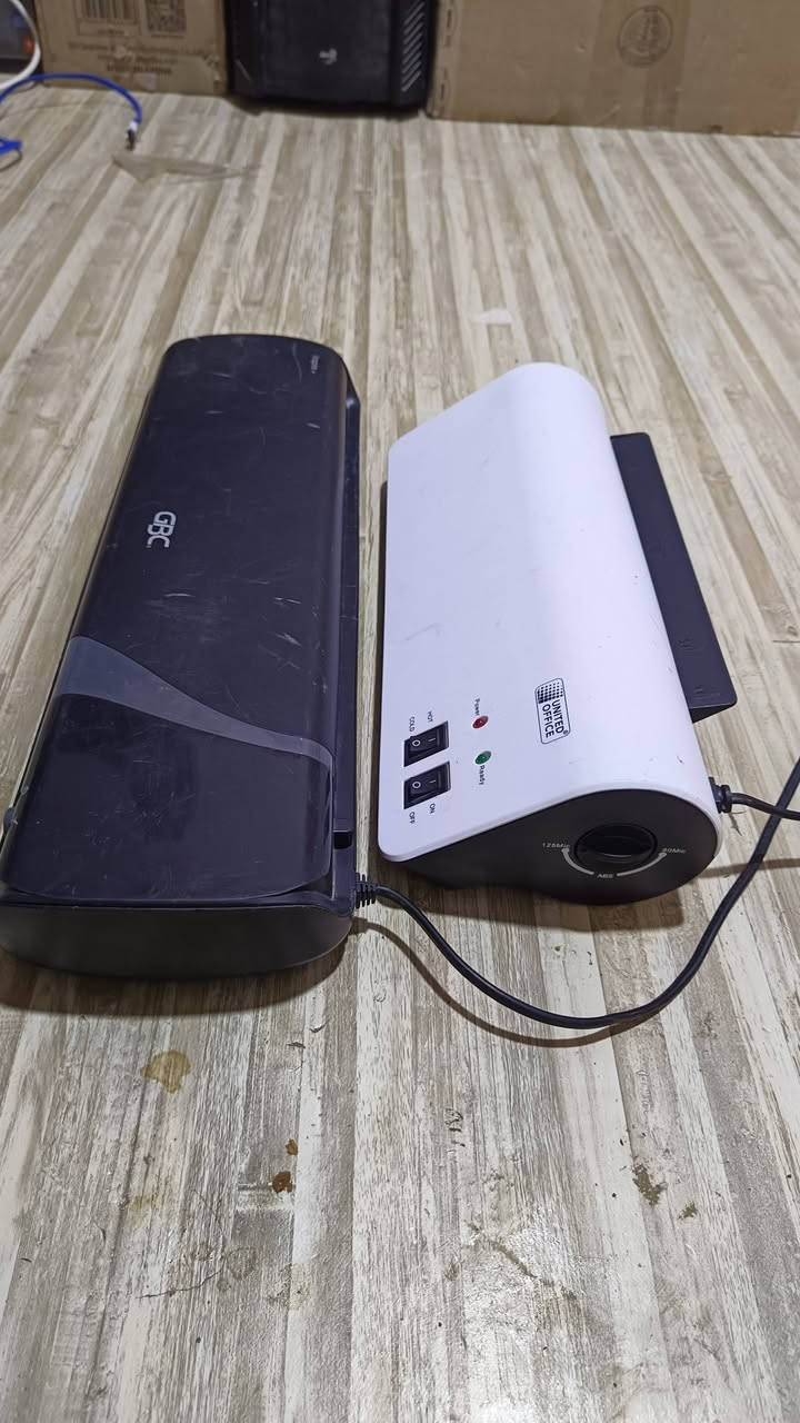 اجهزة كبس حراري
جهاز كبس A3+A4 سعره 35
جهاز كبس A4 سعر 20
توصيل 5 الف
البصرة قضاء المدينة
***********

