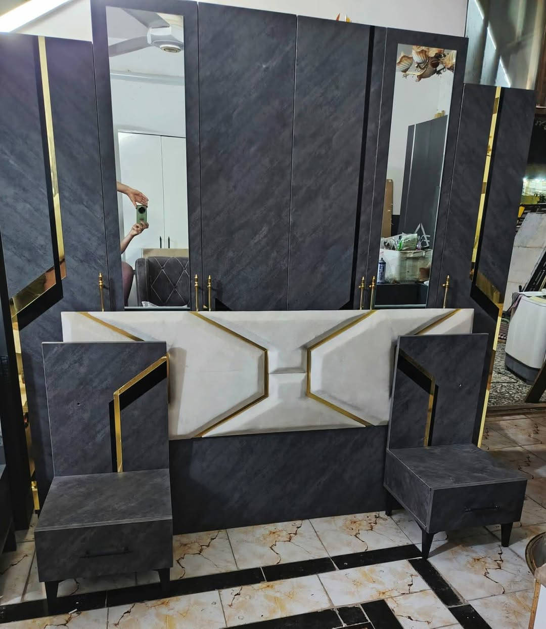 غرفه نوم 5 قطع مرمري نضافه 95% كل هذا بـ 500 شد ونقل داخل بغداد مجاني


**إذا كنت صاحب هذا الإعلان وتريد حذفه لأي سبب، رجاءا أرسل رسالة إلى الدعم الفني**