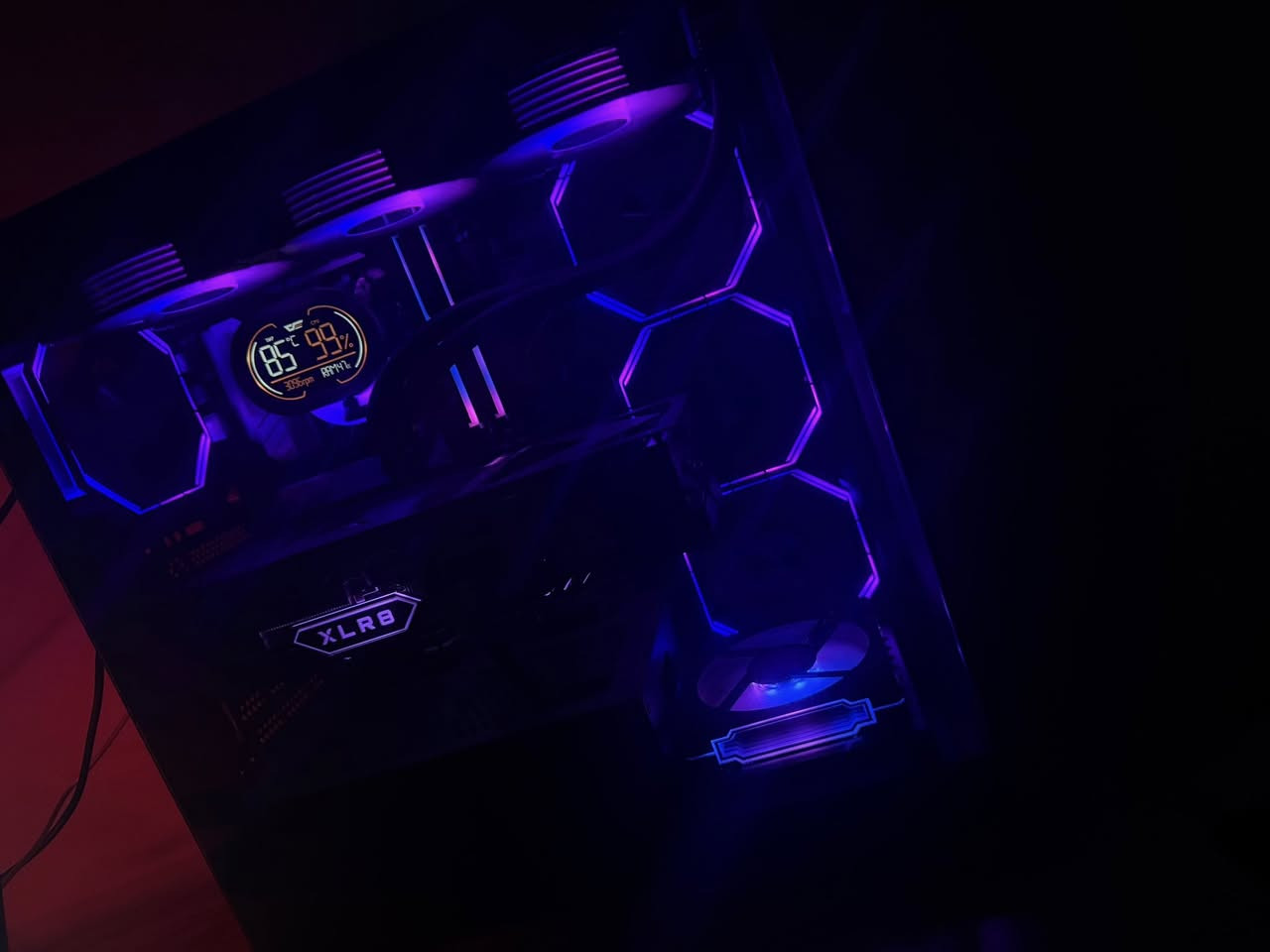 السلام عليكم
السعر 2850 

RTX 4080 SUPER 16G PNY XLRB

R7 7800x3d
B650 ASUS PRIME PLUS D5

RAM G.SKILL RIPJAWS 2X16 6000HZ RGB 

SSD M.2 LEXAR 1T

PSU 1000 W GOLD MSI MAG 

CASE XIGMATEK ENERPHIN 
6 فان 

COOLER DH360D LCD


**إذا كنت صاحب هذا الإعلان وتريد حذفه لأي سبب، رجاءا أرسل رسالة إلى الدعم الفني**