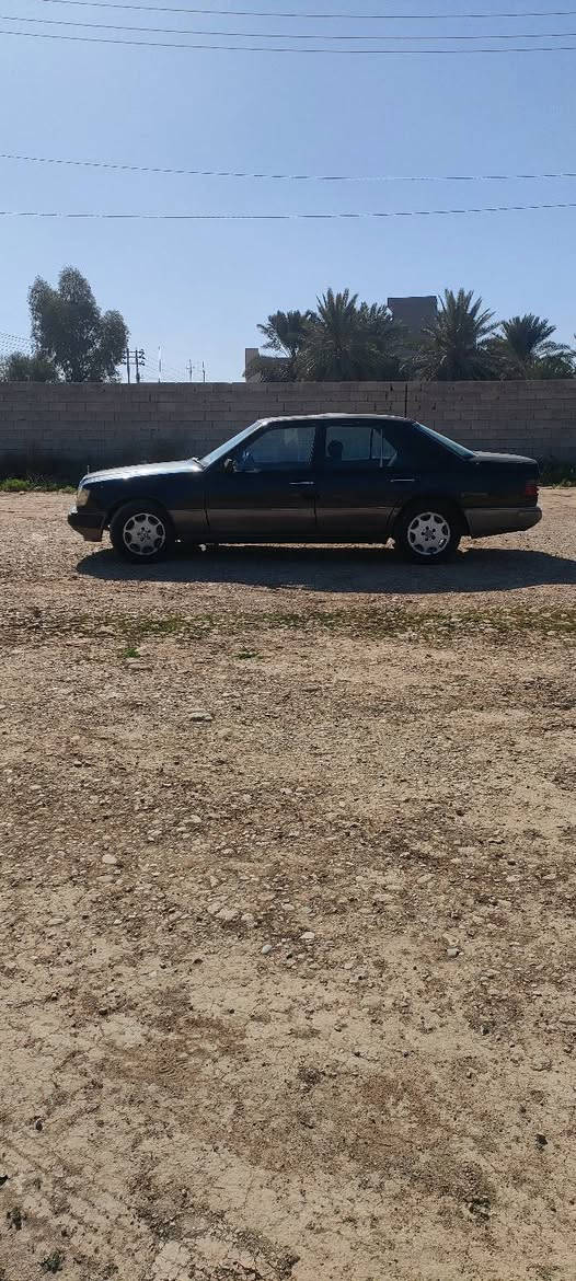 موديل 91 مكينه 3000VvT سياره باسمي سنويه لل29 رقم بغداد انكليزي مكانها ديالى شهربان  *********** سعر 45
