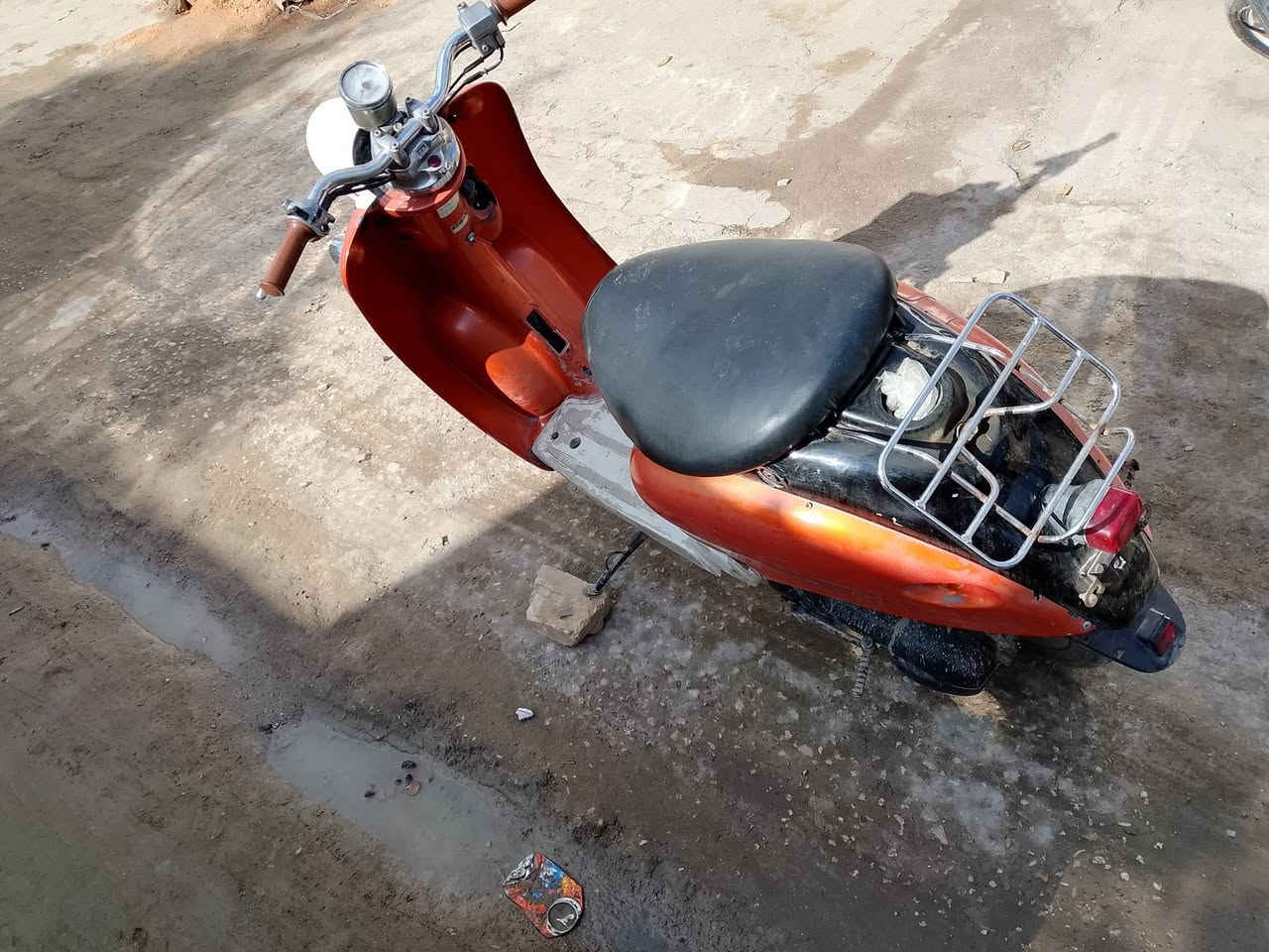 السلام عليكم دراجة كلاسك للبيع شغالة نكرة السعر 150 بيها مجال ***********
