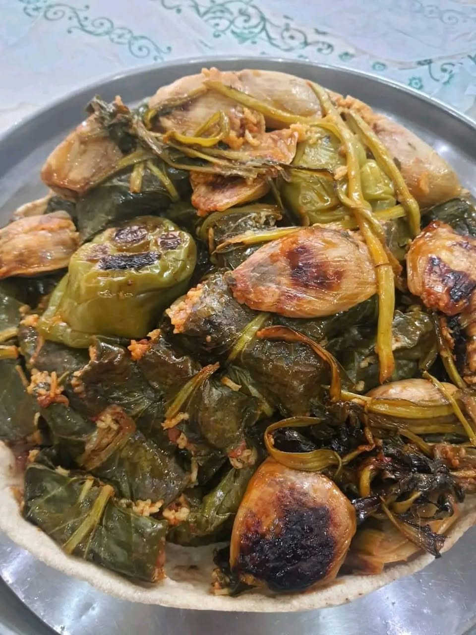 يتوفر دولمه حامضه ولاجعه وطعم لايقاوم كدر صغير 10 كدر وسط 15 الكبير 20 رقم الحجز *********** الحجز مسبق رجاء
