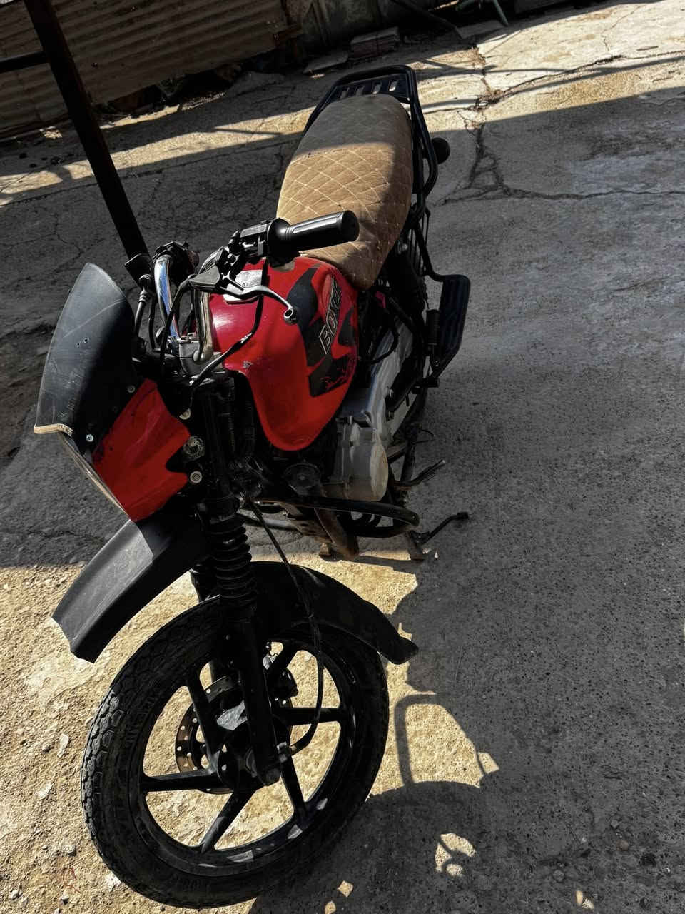 بوكسر 2023للبيع أوراق رقم ***********سعر مليون  و٢٠٠ بي مجال مكان بغداد
