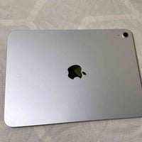 ايباد ١١ • ذاكرة ٦٤ • بطارية ١٠٠%