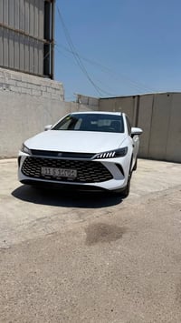 🚗✨ BYD Gen Plus فول مواصفات ✨🚗  🤍 داخلية بيضاء فاخرة 📸 13 كامرة 🔔 حساس...