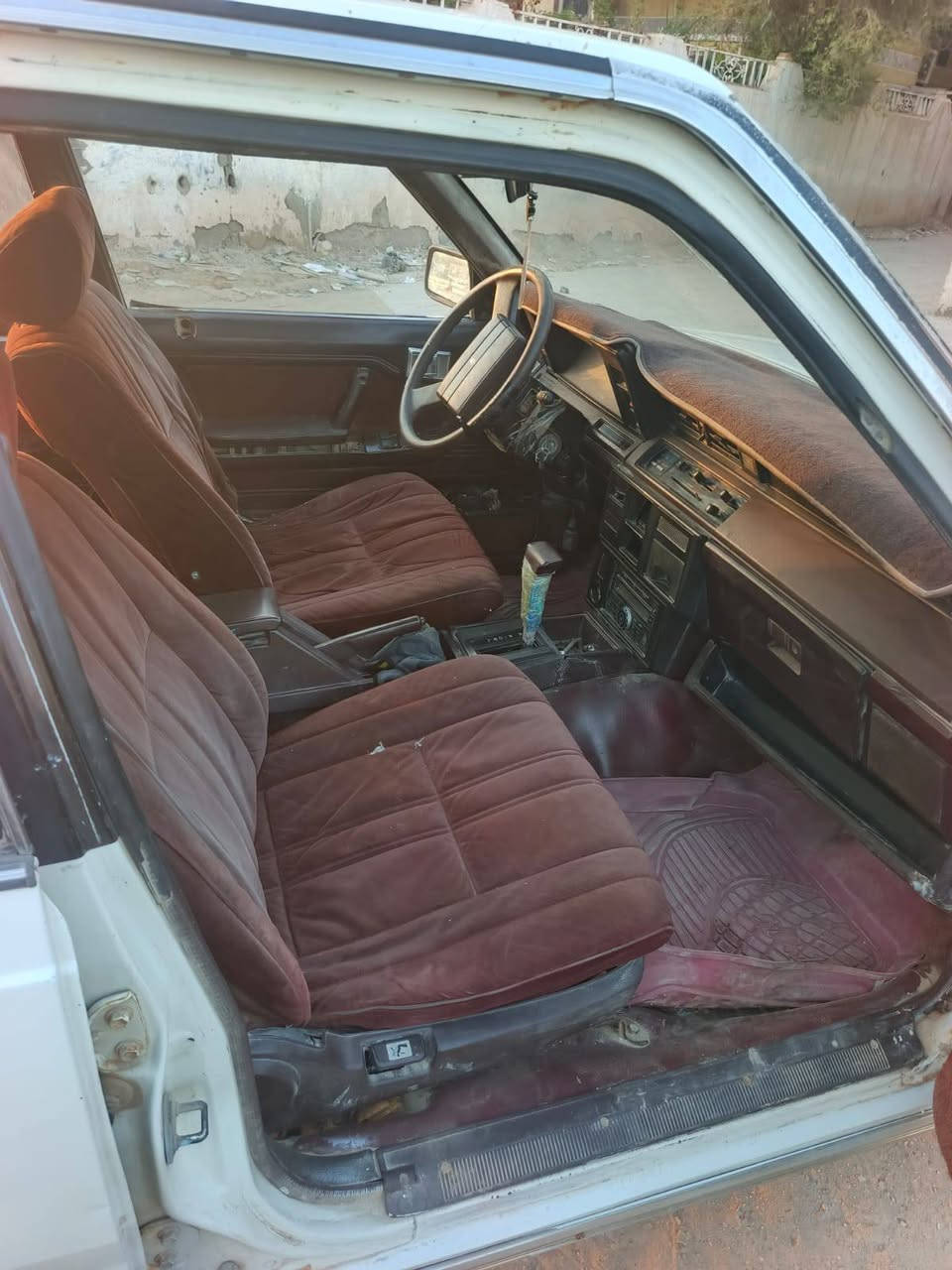سلام عليكم سوبر مديل 1984 مكينه وكير ثنين ونص كهربائيات كلها شغاله رقم بغداد مشروع وطني تحويل مكفوله من صبغ سياره حداديه تخم تاير سياره جاهزه سعر 40 وبيه مجال  مكان سياره ناصرية مركز ***********

