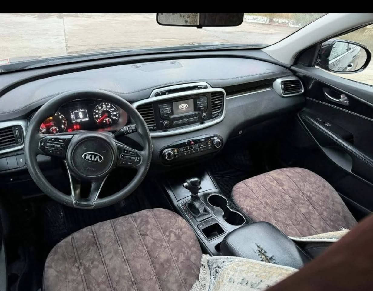 السلام عليكم
للبيع كيا سورنتو موديل، 2017 محرك gdi خمسه راكب السعر 140 وبيه مجال او مراوس بسورنتو 14 

باقي التفاصيل عل رقم 

واتساب فقط ***********
