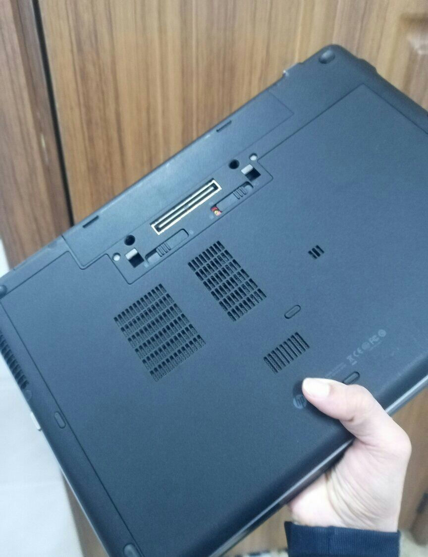 لابتوب hp النظافة 90%
 السعر 165
حجم الشاشة 15.6
الهارد 500 hhd 
رام 8
كرت شاشة Intel hd 520 4G
مع كيبورد وماوس وكيبل Displayport to HDMI


**إذا كنت صاحب هذا الإعلان وتريد حذفه لأي سبب، رجاءا أرسل رسالة إلى الدعم الفني**