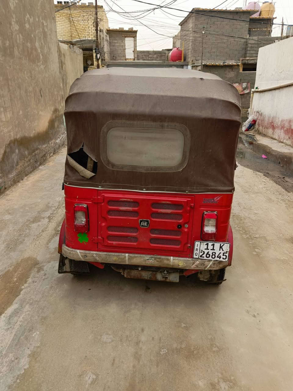 سلام عليكم تكتك لبيع موديل 2018 السعر  5مليين وبيهه مجال 
***********بس واتساب
