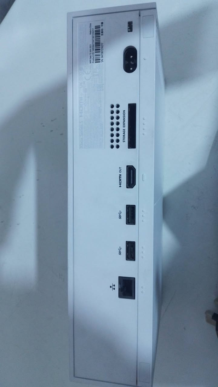 سلام عليكم عندي اكس بوكس سيريس اس مستعمل نضيف بالكارتونه وياه يده اصليه وكيبلات و يوبي اس +اشتراك كيم باس 5 اشهر بعدله لبيع كل هذا ب375


**إذا كنت صاحب هذا الإعلان وتريد حذفه لأي سبب، رجاءا أرسل رسالة إلى الدعم الفني**