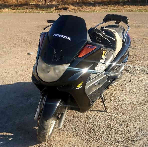 السلام عليكم..
للبيع ماجستة دبل رون مكينة مكفولة من التنقيص والتبخير والنضوح كلجات نظيفة كابريتر بلاد نظيفة منظومة راديتر نظيفة.. كفرات نظافة ٨٠% ..كهربائيات كيجات رون كيلو متر حماوة بانزين  كلهة شغالة صدر أمامي خلفي نظيف .. 
نواقصهة .. باتري وستان تعليك وكتف اشاير وسبايدر.. اليريد مفول السوك متروس ..
السعر ٤٥٠ هاتف *********** مكانها بغداد الحسينية الراشدية ترهم مراوس
