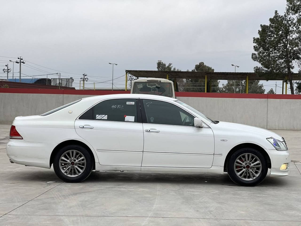 شاهینە بڕاوە  لە ساخ جوانتر نەبوو مەیبە سعری تەنها ٤٣  گەڵا 
١٨٠ 
٢٠٠٥ بەسمە
بێ چاڵ بێ شوخت 
شوشەیی
هەموو گیانی جاهیز کراوە یەک هەزار مەسرەفی تیا نیە
بیانوو بڕڕ 
سفر سفر 
٥٧ km ڕۆشتوە 
***********
***********
ئەدمینی دڵ ❤
