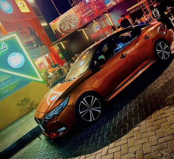 نيسان سنترا 2022 فئة  SR فول مواصفات 
رقم بغداد 

لونين سقف اسود بلادي مع لون مميز مشمشي
سلايد 
تشغيل بصمة
تشغيل عن بعد 
كشنات جلد 
كشنات وستيرن D تدفئة 
كاميرات 360 درجة 
ويل 18 سبورت 
رادات امامي وخلفي وجانبي
نقطة عمياء 
كت سبورت بلادي
محرك 2000
ماشية 32 الف
السعر 125
***********
