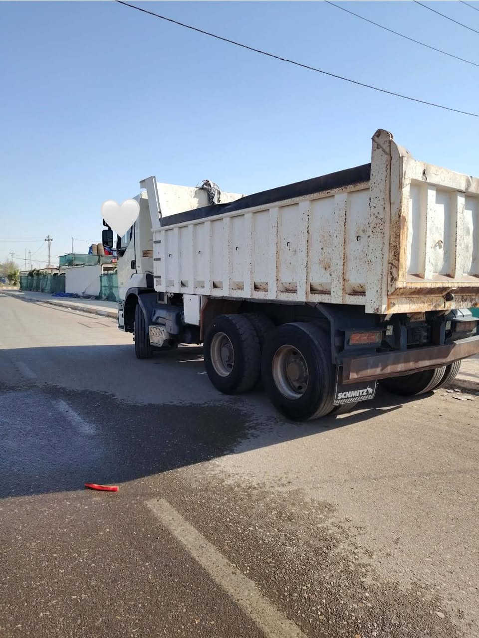 للبیع بۆفرۆشتن
مودێل 2003
ڕقم سەنەوی هەولێر 
بێ بۆیاخە 
مەکینە 420 
گێر ئەسکل نەکراوەتەوە 
شانصی پاکە 
تاقم تایەی لۆکە
بۆدی لۆکە 
هەموو گیانی بەشەرت 
یەک دینار مەسرەفی تیانییە 

***********
***********
کۆڕەکە وەسپەپ ڤایبەر لەسەرە
