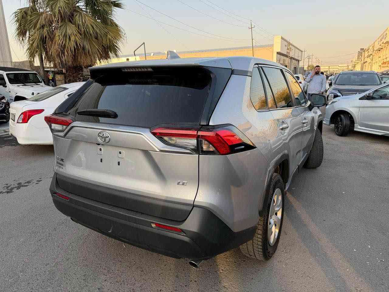 نويوتا راف ٤ موديل ٢٠٢٣ واود امريكي
موصفات le
سعر ٢٠٥ ورقه
حاثها بابين
مكان اربيل
رقم *********** أربيل, العراق
