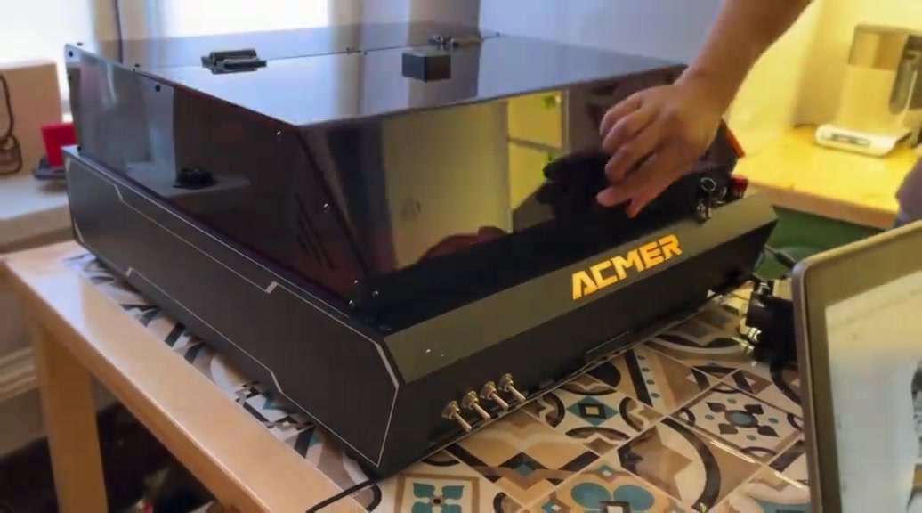 للبيع: ماكينة الليزر الذكية ACMER P3 (جديدة بالكرتون) 📦متوفر الآن أقوى ماكينة حفر وقطع بالليزر بنظام مغلق بالكامل لأعلى درجات الأمان!تقنية 2 في 1: تجمع بين ليزر الأخشاب والجلود، وليزر (IR) المخصص للنقش على المعادن والمجوهرات.ذكية وسريعة: مزودة بكاميرا HD لمعاينة التصميم، وسرعة فائقة تصل لـ 800 مم/ثانية.المواصفات: قابس أوروبي (EU)، جديدة تماماً بتغليف المصنع سعرهه ملييون و200 الف 


**إذا كنت صاحب هذا الإعلان وتريد حذفه لأي سبب، رجاءا أرسل رسالة إلى الدعم الفني**