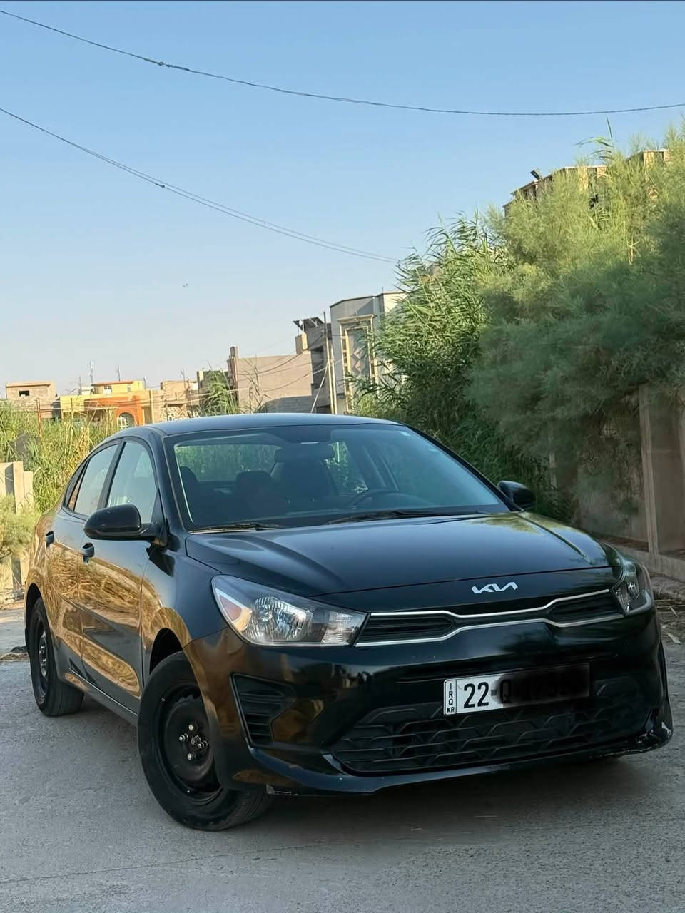 سلام عليكم
كيا ريو للبيع مديل 2023 اسود وارد امريكي رقم اربيل باسمي تحويل ثاني يوم تريد وكاله تريد تحويل السياره مايعوزه مصرف دينار سياره جديده بمعنه الكلمه 
📌الضرر جاملغ جهت النفر مبدل نفس اللون بجم كبس بدون اي دواخل 
محرك كير بشرط تبريد ثلج مكينه ١٦ دوش المرغوب 
للتواصل 
العنوان موصل الايسر 
***********
