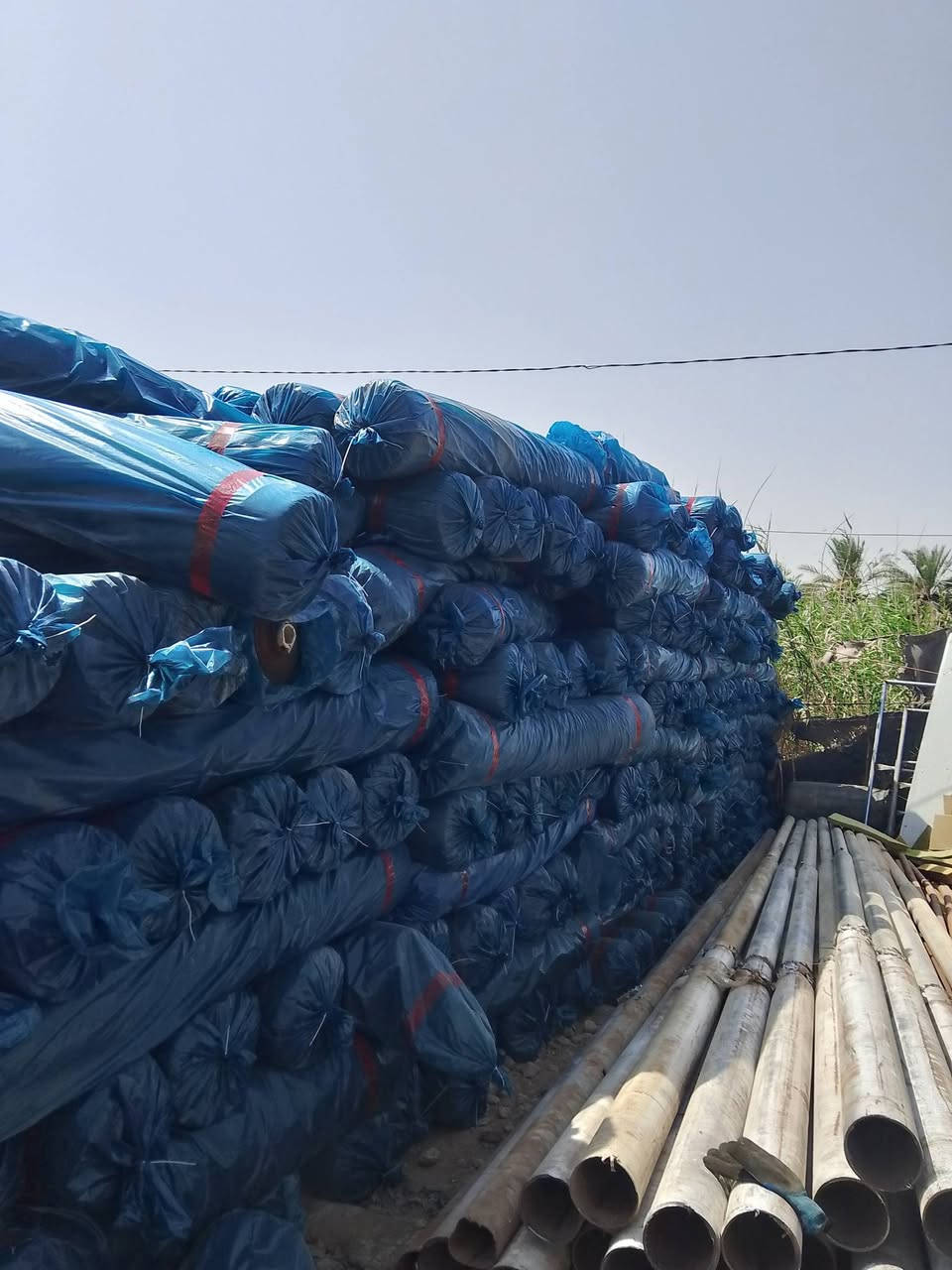 يوجد لدينا أعمدة الكهرباء كافة القياسات وكل انواع السيم البي ارسي وانواع البوريات  الحديد البلاستك والفايبر     للاستفسار ***********.    ***********
