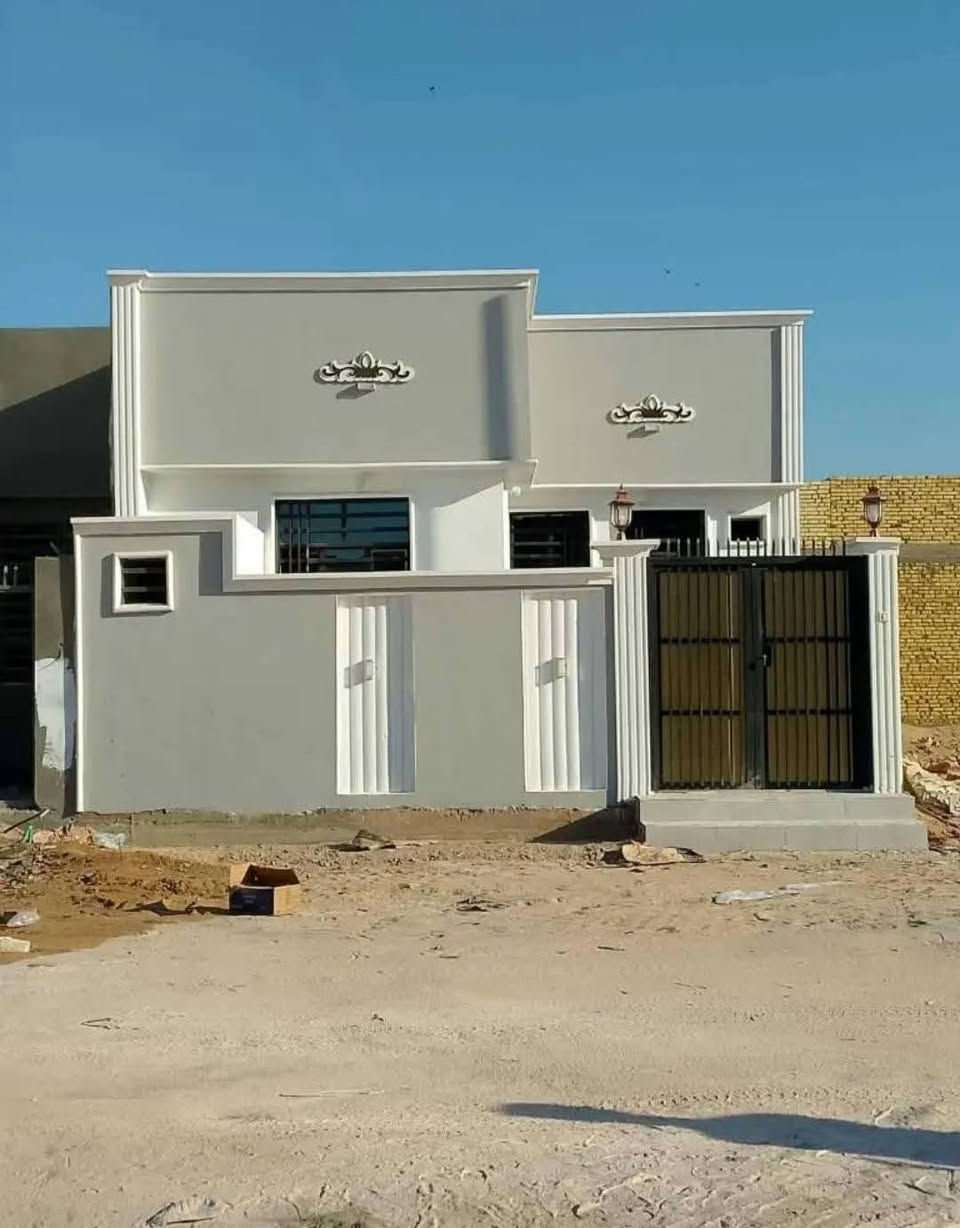 عمل كافة الاصباغ الخارج والداخل مع الدقه في العمل  ***********
***********
