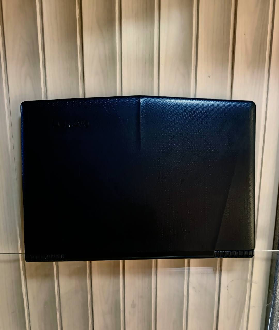 Lenovo 
المواصفات
Cor i7 
الجيل السابع 
الرام GB 16 
الهارد 512GB ssd
حجم الشاشة 15.6 انج 
كارت الشاشه الخارجي 1060gtx 6G  
بطارية ممتازة
كيبورد RGb 
🎁الملحقات 
شاحن أصلي + حقيبة + ماوس  
السعر 550 الف دينار 
يتوفر توصيل لجميع محافظات العراق 
للتواصل على الخاص او على الواتساب
***********
***********

