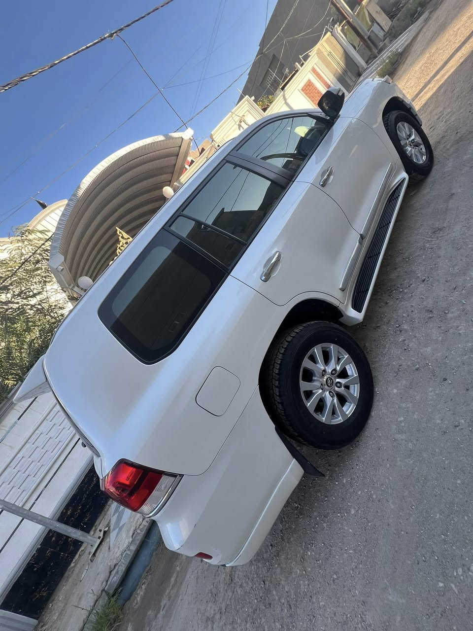 سلام عليكم لاند كروز جكسار بريم مديل 16 فول مواصفات شاشتين كشن كهربائي تشغيل عن بعد تخم تاير قبل أسبوع شادهن فتحه معروفه لبريم للمواصفات مايحتاج اذكرهن بيهه بارد بلباب الصدر قليل كلش ماينشاف أصلا والسونارموجود مرفق وياهه السعر486 مكاني السماوه اتصل ع الرقم أو خاص ودلل***********☎️🤍
