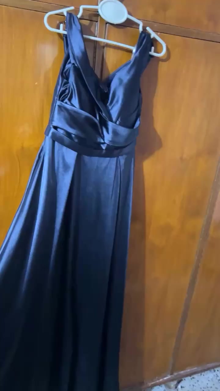 فساتين للبيع نضيفه ملبوسه اقل الساعه المكان شهداء البياع


**إذا كنت صاحب هذا الإعلان وتريد حذفه لأي سبب، رجاءا أرسل رسالة إلى الدعم الفني**