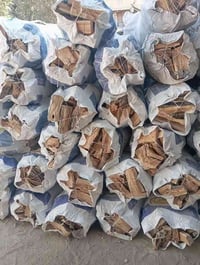 يوجد كواني خشب سعر الگونيه 10 توصيل لباب البيت 07823578729