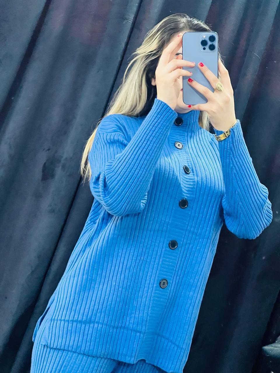 تراك فول ليكرا كوالتي عالي مناسب للطلعات وبنفس الوقت يدفي ومريح بلبس للحجز والاستفسار دايركت او واتساب ***********
