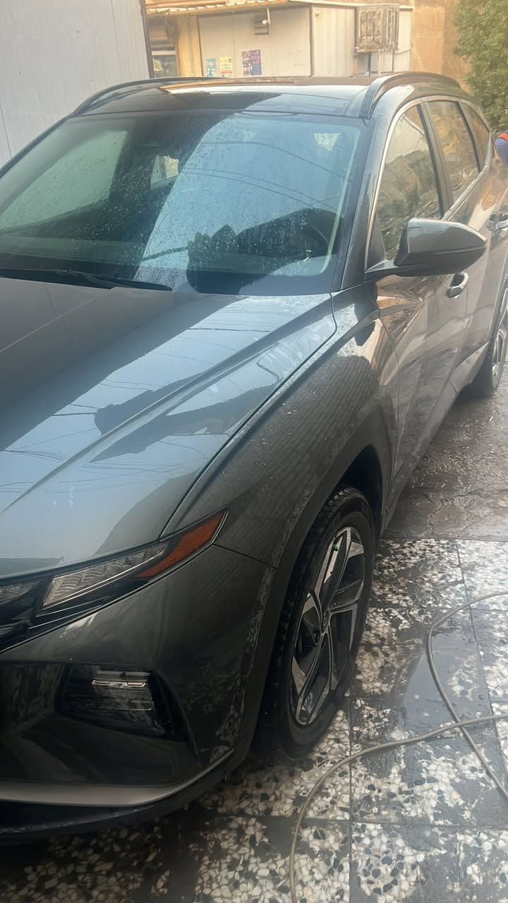 توسان ٢٠٢٤ هايبرد فول مواصفات حادثها قبق الجنطه بدون ايرباك ماشيه ١١  الف مكاني البلديات *********** سعرها ١٩٥ ورقه
