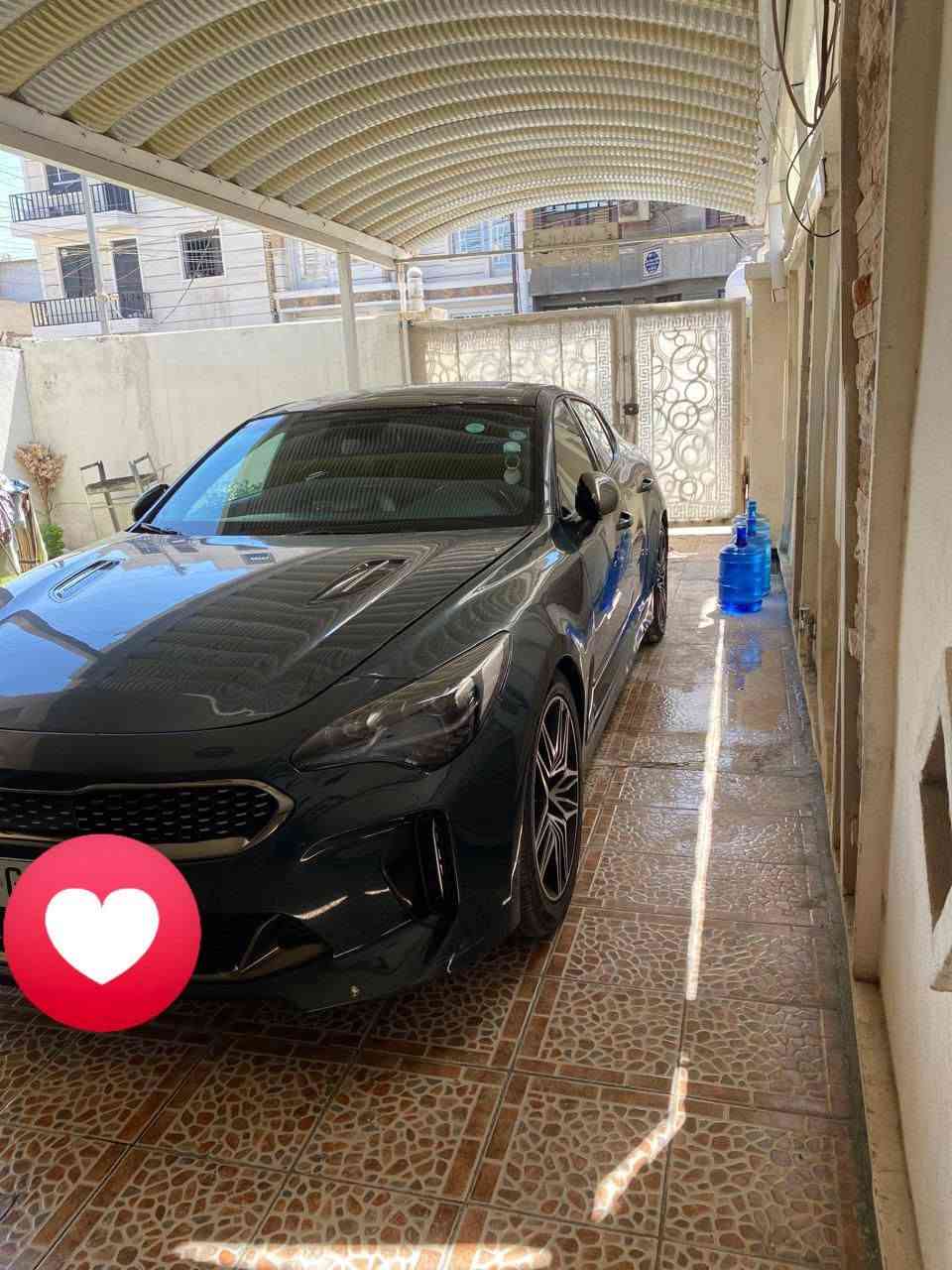 سلام عليكم كيا ستنكر موديل 2022 محرك 6 سلندر توين تيربو GT فول مواصفات سيارة جاهز اي نقص مابيه السعر 142 بيه مجال  تفاصيل اكثر اتصل وتساب بي ***********
