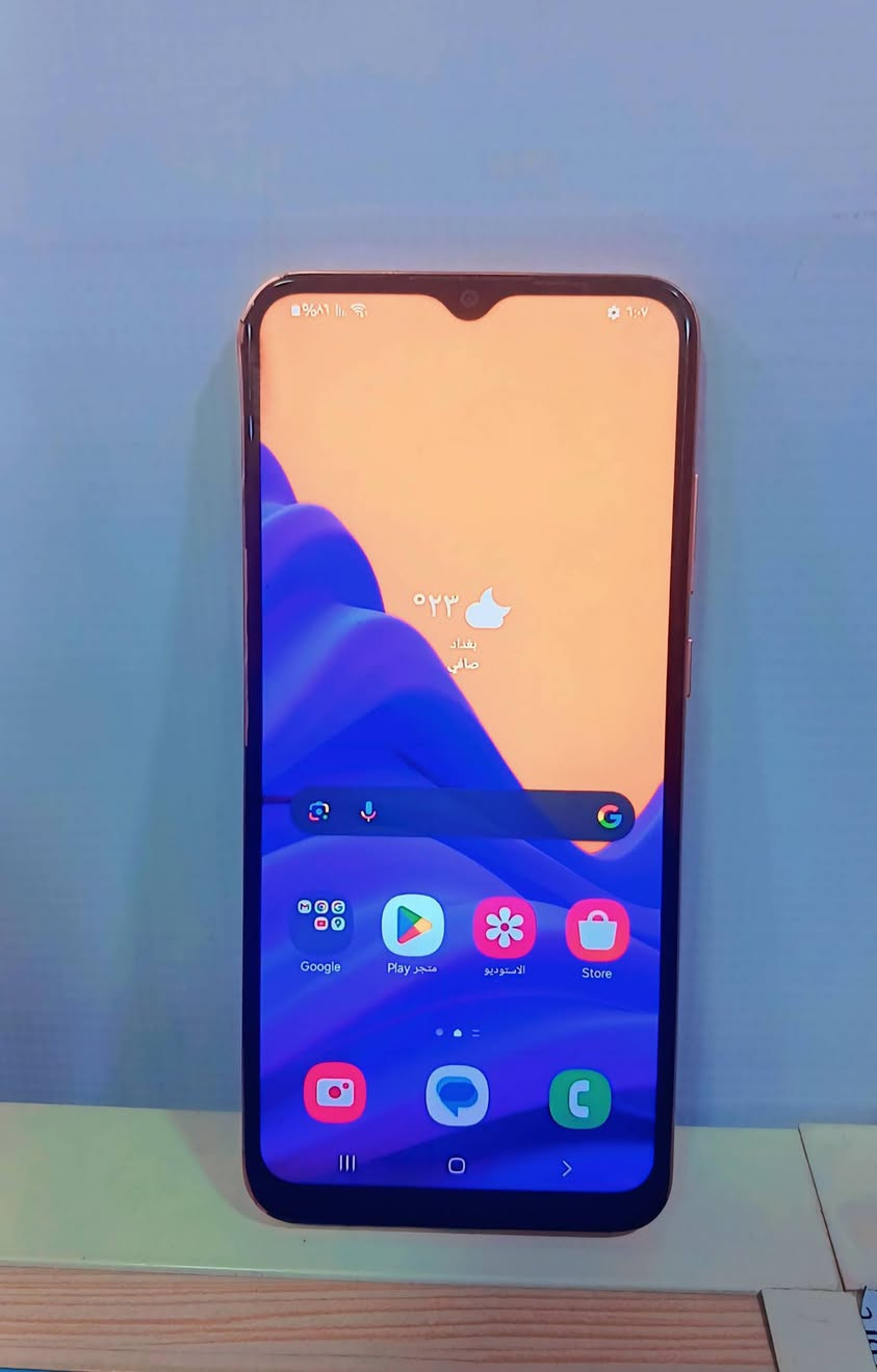 كلكسي A04 نضيف ما مصلح ذاكرة 64 للبيع مكاني عماره ***********
