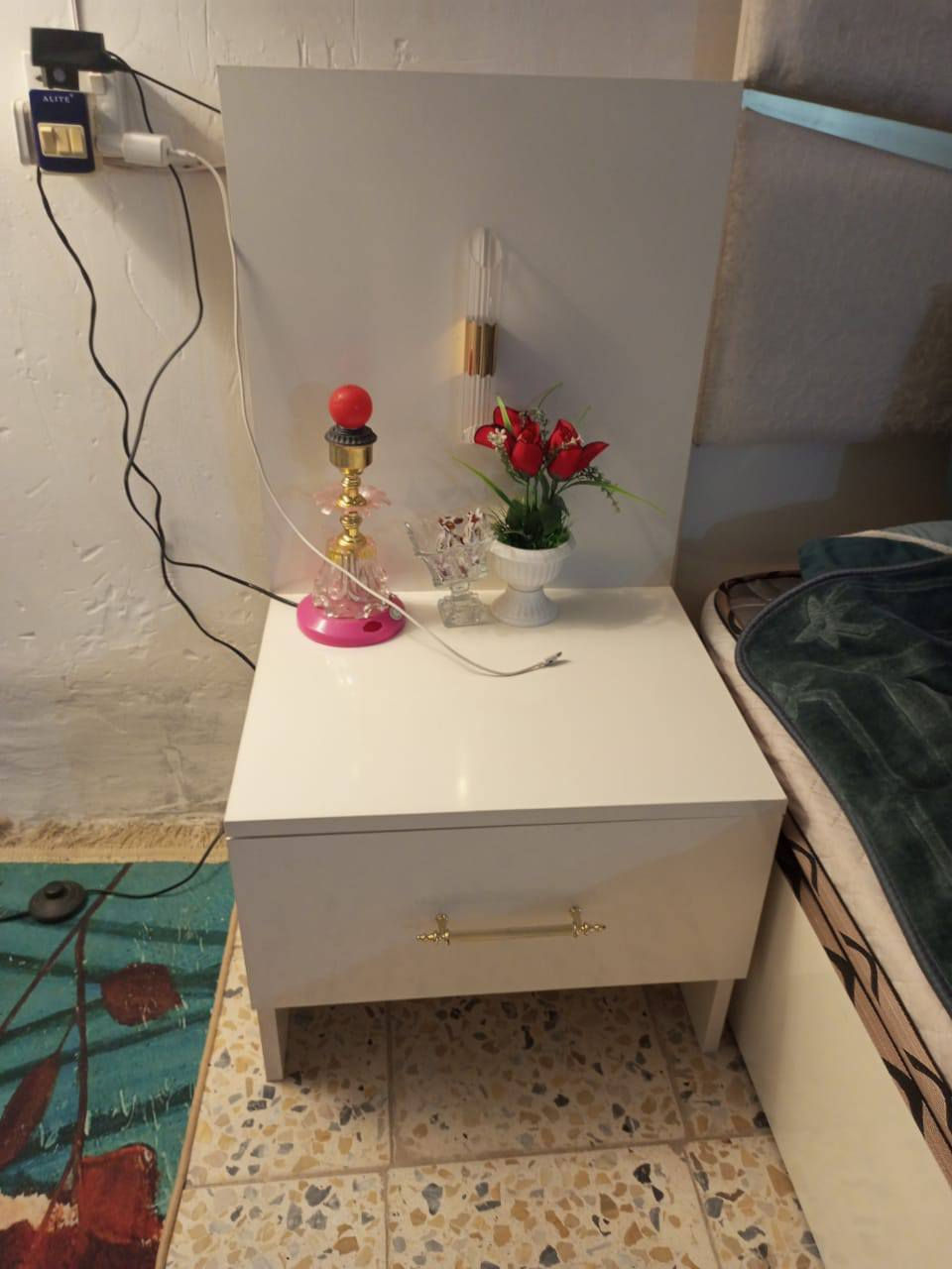 ***********بي وتساب لهتف
غرفه للبيع ما مستخدمه شهرينشهرين السعر 450 وبيها مجال
