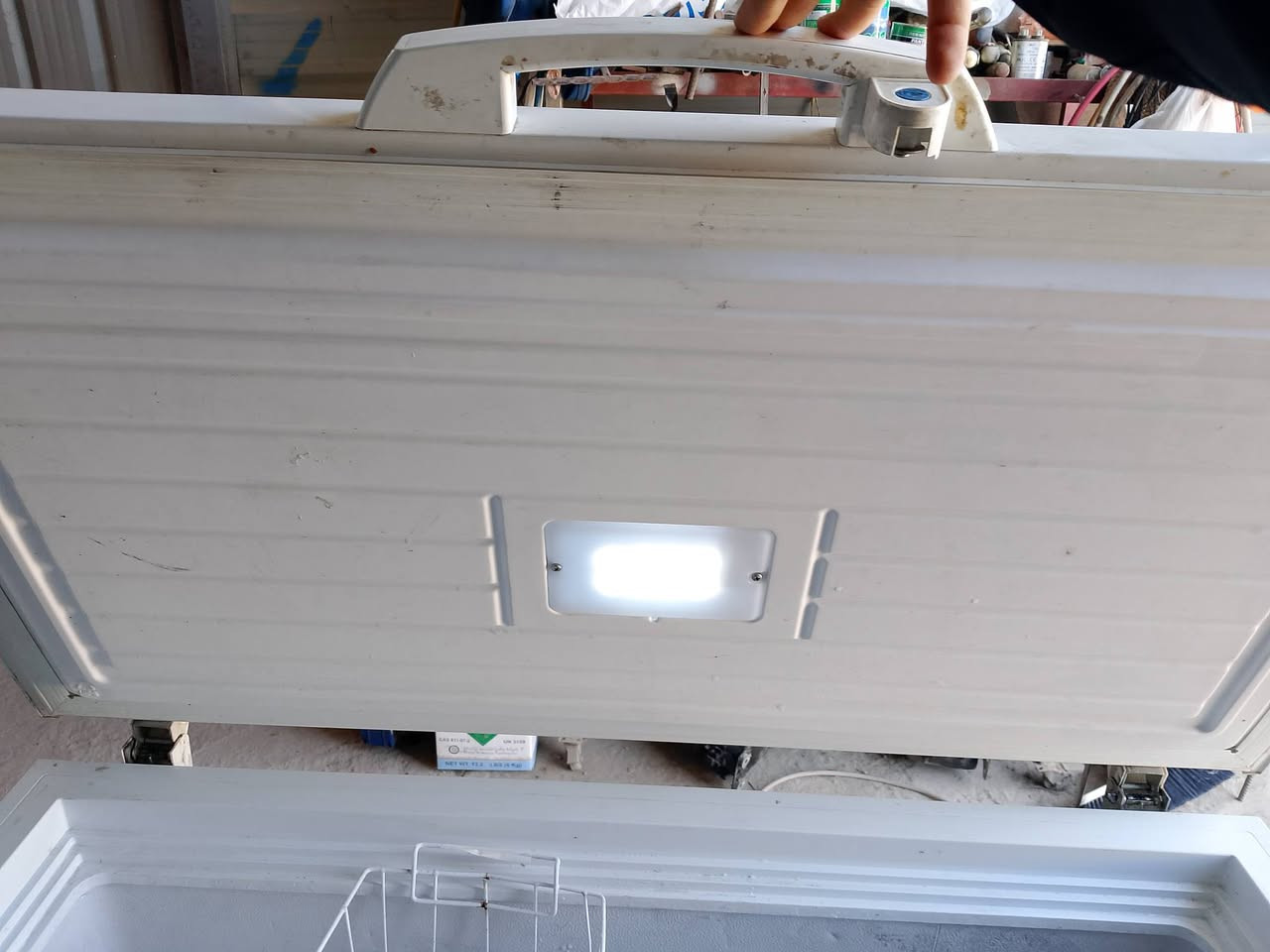 مجمده ١٣ قدم نضيفه حيل ٢٥٠ وبيهه مجال ضمان شهر معرض البيت الذهبي مكان شيخ حمد طريق زملت حمدي مقابل وكيل عادل عبوو توجد خدمة توصيل ***********
