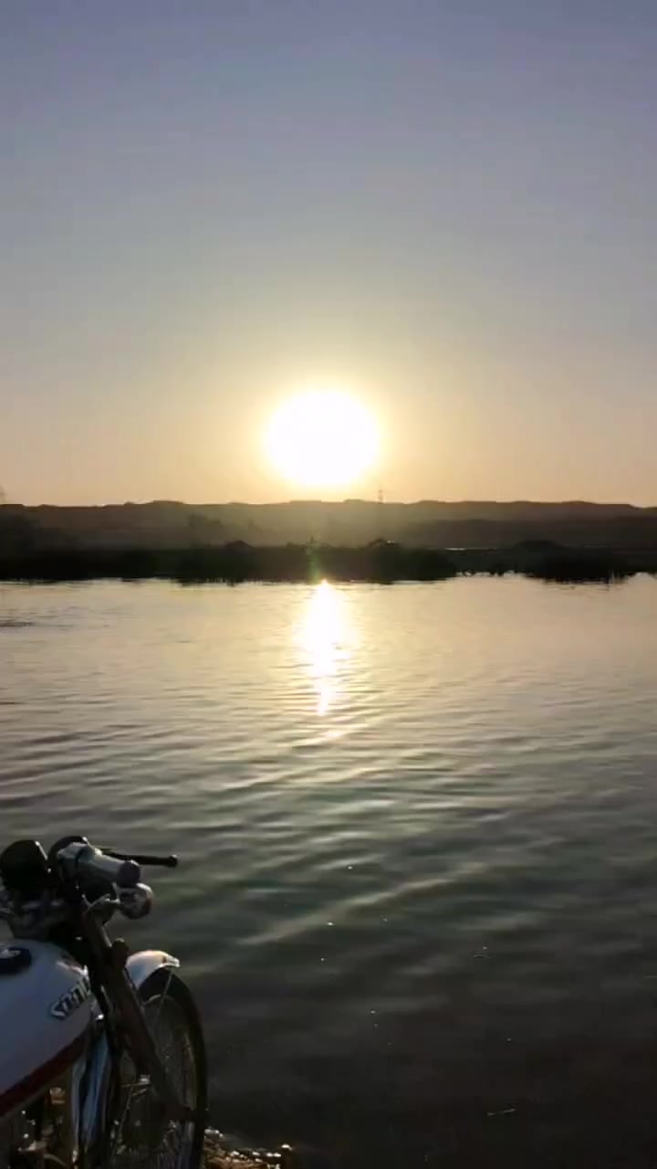 سلام عليكم دراجة للبيع موديل 22 محرك غطاس محرك ما مفتوح اوراق كاملة 5 اوراق سعر 500 وبيهة مجال اي استفسار اتصل على الرقم ***********
