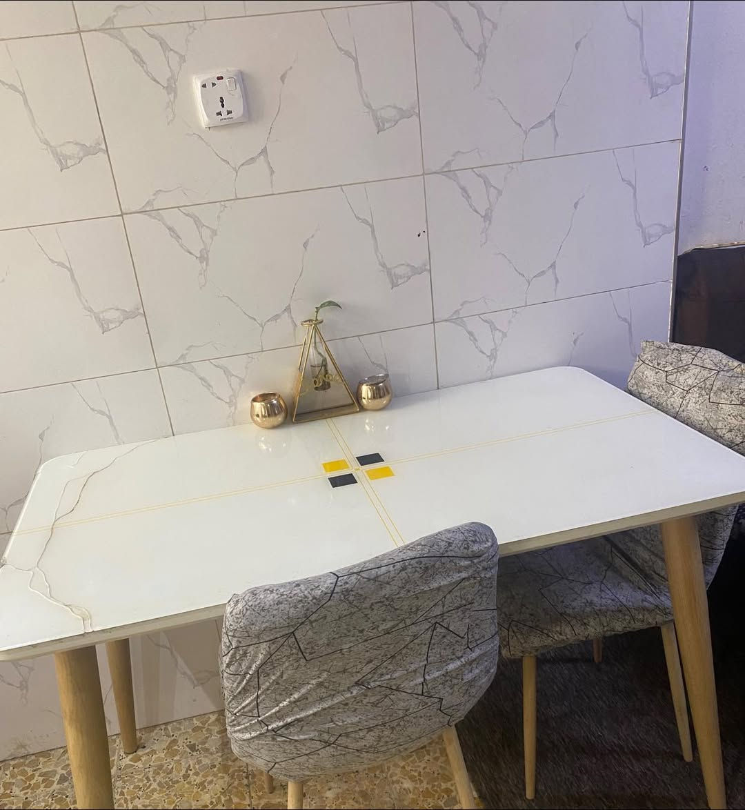 السلام عليكم ميز طعام لبيع. مع 2 كراسي. بي عيب مكسور. السعر 60 الف وبي مجال. بسيط مكاني بغداد صالحيه


**إذا كنت صاحب هذا الإعلان وتريد حذفه لأي سبب، رجاءا أرسل رسالة إلى الدعم الفني**