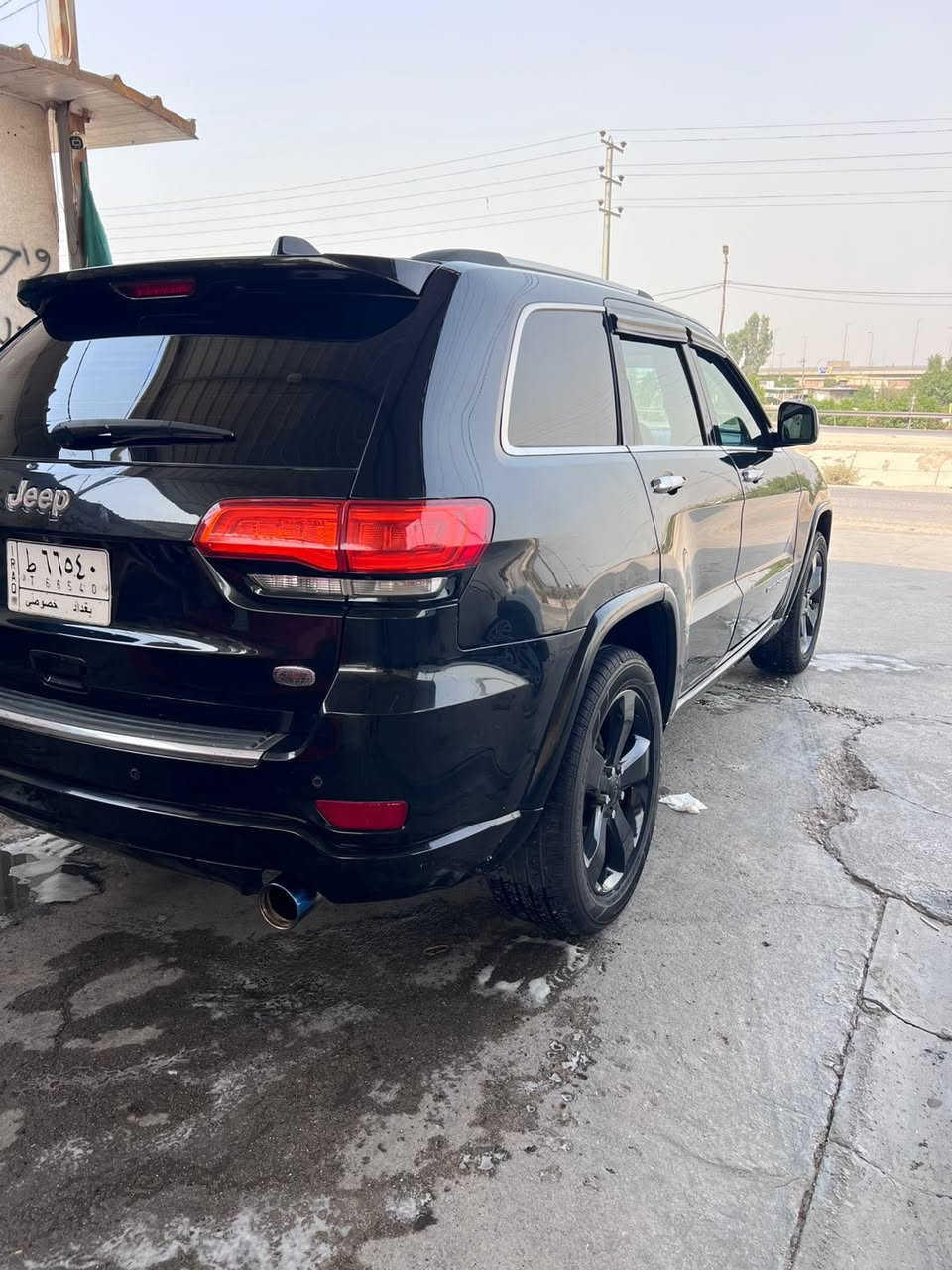 جيب شيروكي فئة اوفر لاند موديل 2015 فول موصفات عدى الجكات والرادار داخله بدون حادث تخريب البانوراما والجامه الخلفيه قفط وهنا بالعراق صاربيه طخات 4قطع ونصبغن سعره175 وبيه مجال كربلاء ***********
