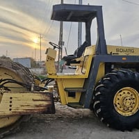 للبيع حادلة ضلفية بوماك جاهزة للعمل بلاديه منفيس سرعتين وهزاز شغال. 6 ...