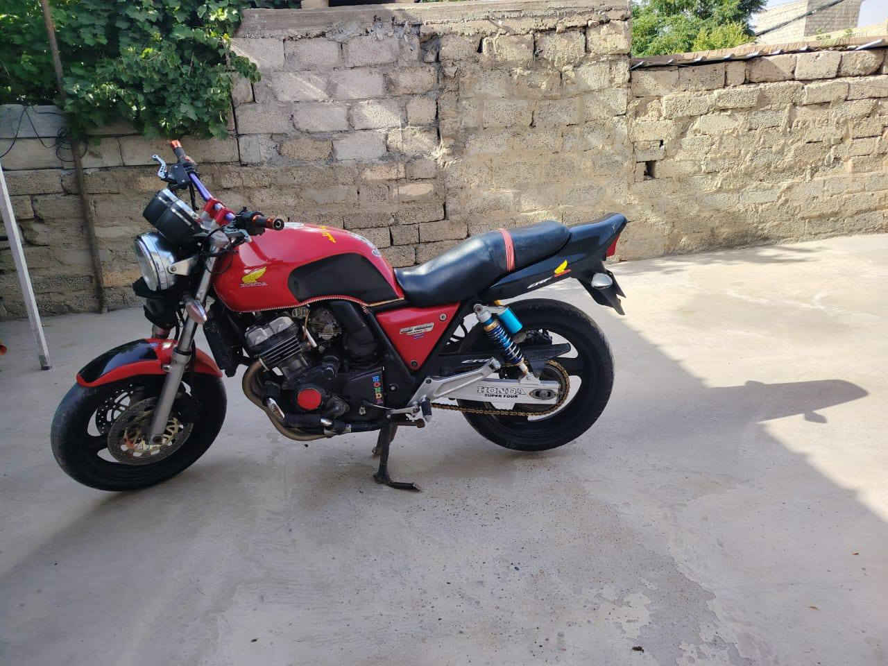 البيع سبي فور جيل اول 16ولف كربلاء كله شقله نكره سلف باي وقت مكينه خير من الله لا صوت ولا شي مكان دراجه موصل سعر مليون و 250 وبي مجال حك جيتك رقم ***********
