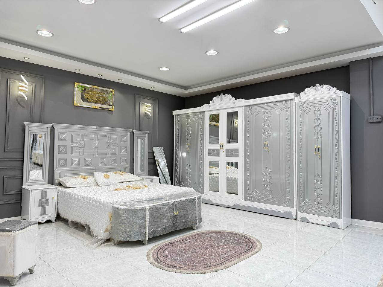 مليون الف  فقط سعر الغرفه
🔥 عروض الأثاث المميزة 🔥
💰 غرفة نوم كاملة بسعر مليون فقط
✨ سعر ثابت في كل معارض العراق ✨

✅ 8 قطع كاملة
✅ صناعة نجارة عراقية فاخرة
✅ الوجه MDF درجة أولى (سماكة 4 ملم)
✅ الداخل معاكس خشب (سماكة 3 ملم)

📐 المواصفات:

كنتور عرض: 3.20 م × ارتفاع: 2.20 م

سرير بلوك مع 6 أرجل ثابتة

قياس السرير: 200 × 160 سم

ظهر السرير براغي

➕ الإضافات:

💺 شازلون وطابوريه: 50 ألف فقط

🛏️ دوشك نوعية أولى: 100 ألف

🛏️ دوشك نوعية مميزة: 150 ألف

🚚 توصيل لأي منطقة ببغداد بكروة، وكذلك لجميع المحافظات بكروة

📍 عنوان المعرض: بغداد / الأمين الأولى / ركن شارع الأرامل

⚡️ لا تضيع الفرصة – غرف نوم عصرية وبسعر ما يتكرر! ⚡️


**إذا كنت صاحب هذا الإعلان وتريد حذفه لأي سبب، رجاءا أرسل رسالة إلى الدعم الفني**