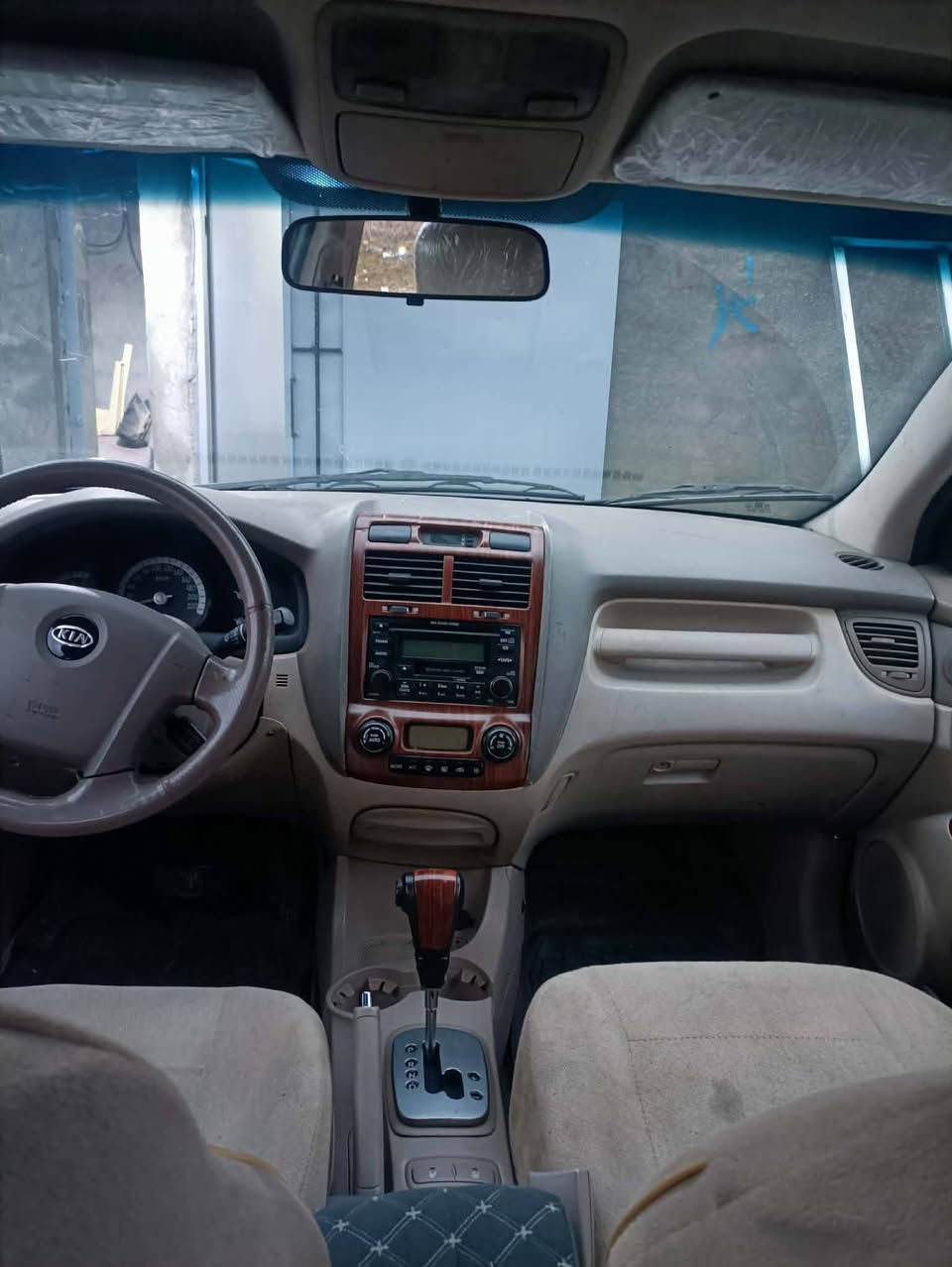 کیا سپۆرتاج مۆدێل 2007 گازە  هی ماڵانە سەیارەکە کامل مەسرەف کراوە توندوتۆڵی گێڕو مەکینە سەقف بەشەرت سعری 50گەڵاو معاملەی تێدایە مشتەری بیت دەگونجێین لەگەڵت دەنا نەسەری خۆت و نەسەری منیش بێشێنە لەگەڵ ڕێزدا   ***********
