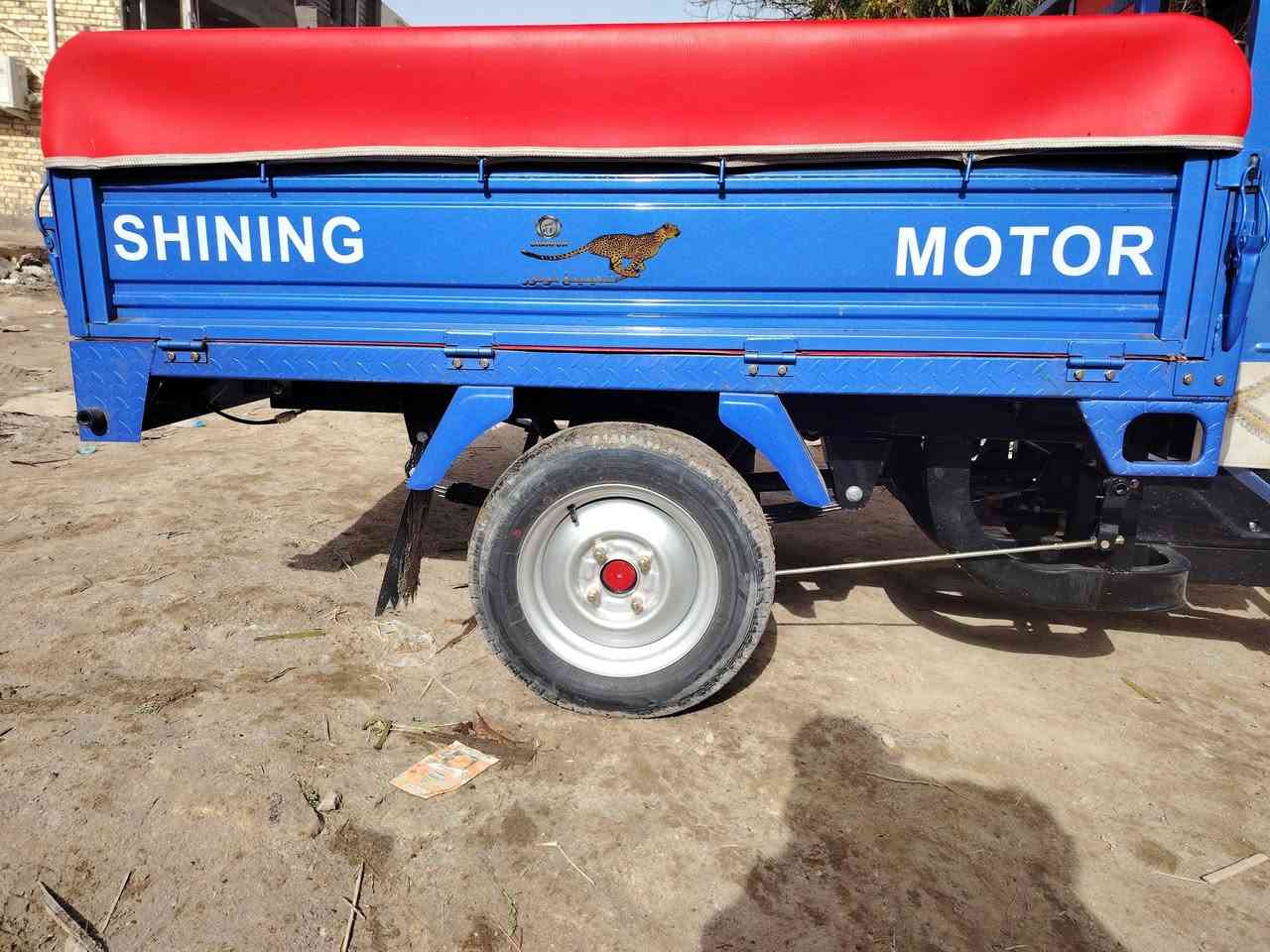 السلام عليكم ستوتة دولفين محرك ٢٠٠ CCصارلهة شهر طالعة من الوكيل ***********
