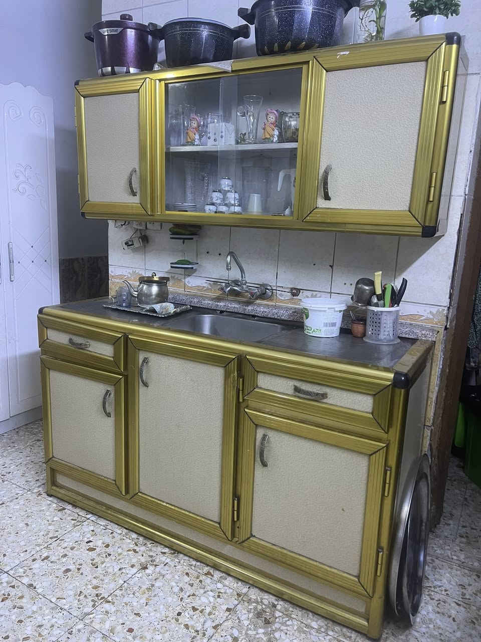 كاونتر. باب اول ألمنيوم 200 مكاني بغداد
