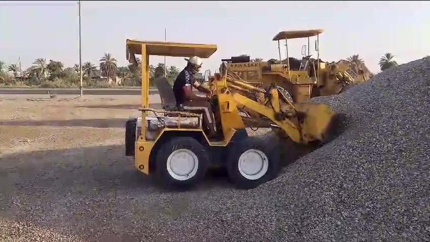 كوماتسو حجم 20 محرك ازوزة اربعه سلندر جاهز للعمل سعر 35 $ اتصال ***********

